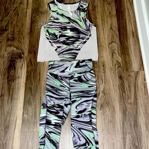 Lululemon Black Green Swirl Tank Top Shirt Blouse 4